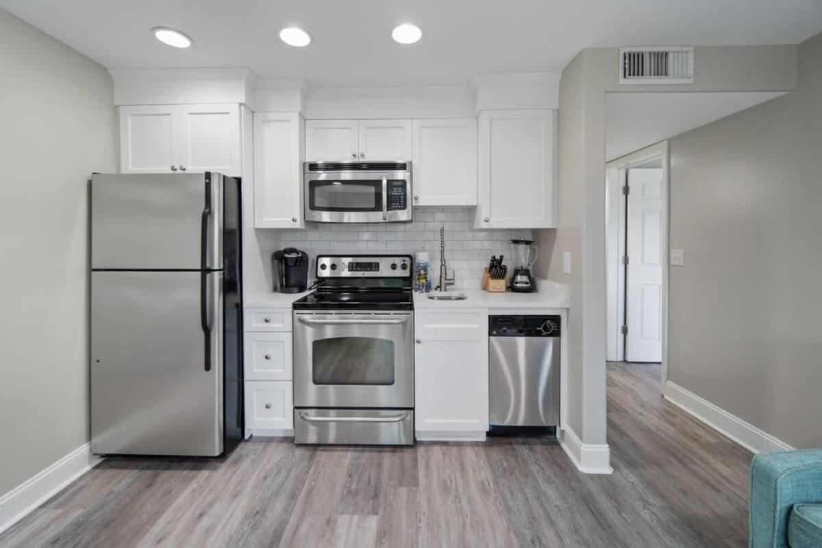 Newly Renovated Condo With Private Balcony! Panama City Beach Bagian luar foto